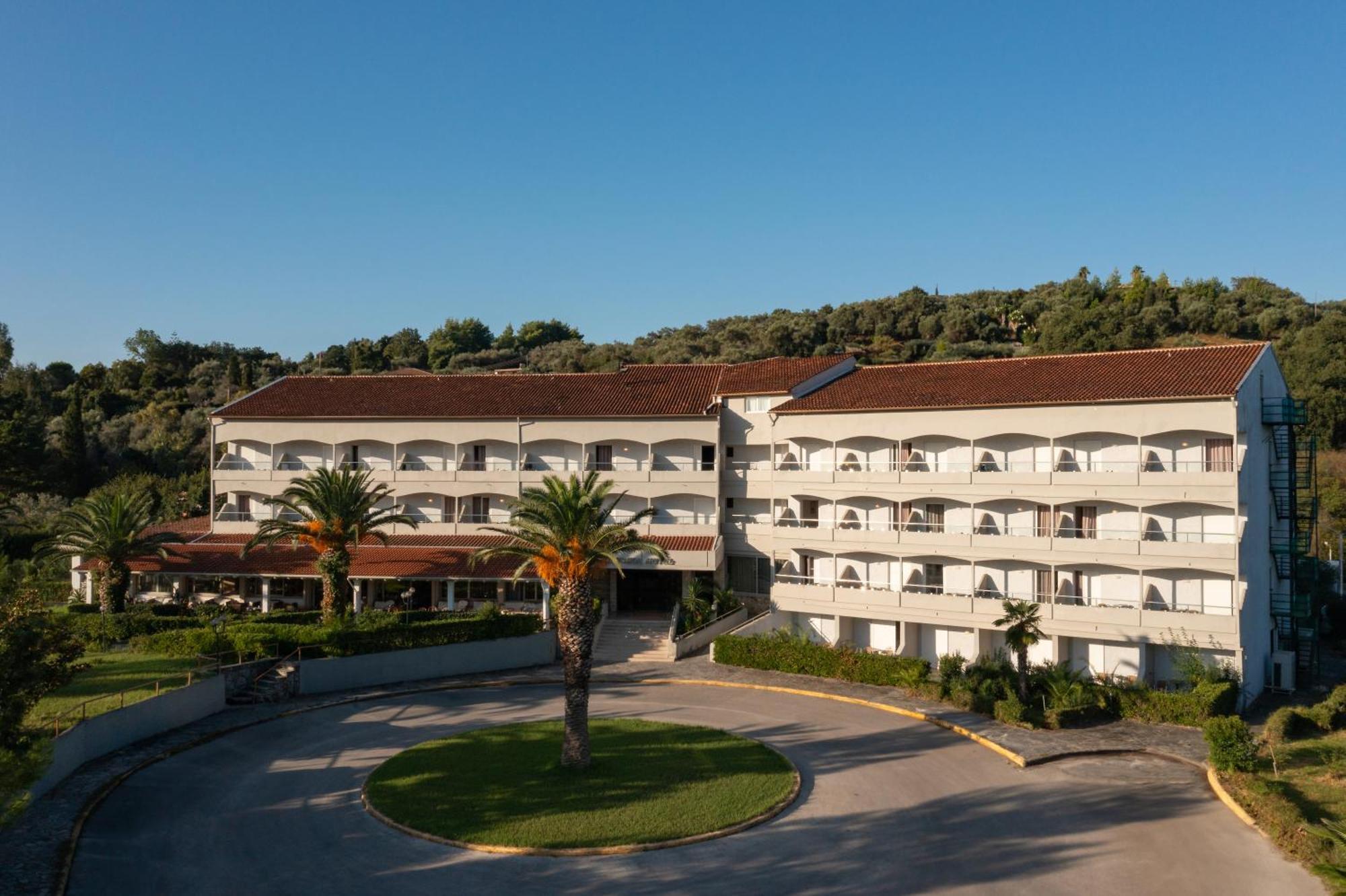 Nafsika Hotel - Adults Only Дасія Екстер'єр фото