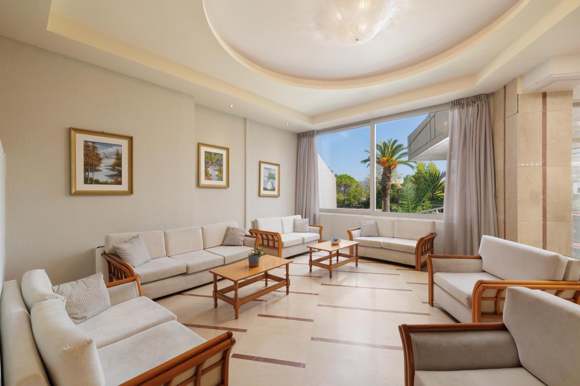 Nafsika Hotel - Adults Only Дасія Екстер'єр фото