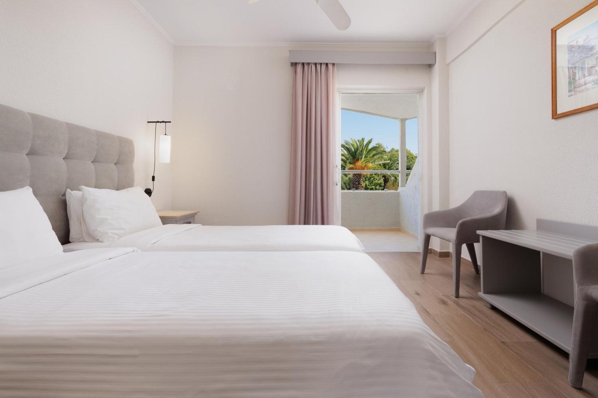 Nafsika Hotel - Adults Only Дасія Екстер'єр фото